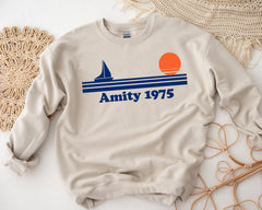 Movie Parody Sweatshirt: Amity 1975 Design, Gildan Heavyweight Blend - Fast Tracked UK Shipping