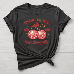 Music T-Shirt : Kiss All The Time Disco Occasionally Design, Gildan Softstyle