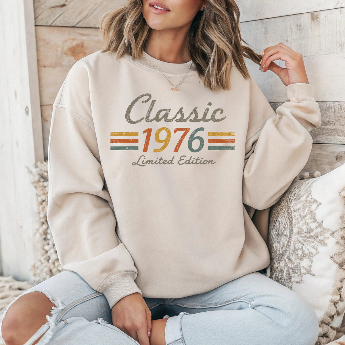 50th Birthday Sweatshirt: Classic 1976 Design Gildan Unisex Top - Fast Tracked UK Shipping