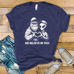 Bigfoot Alien T-Shirt: Funny 'We Believe' Fast UK Tracked Post