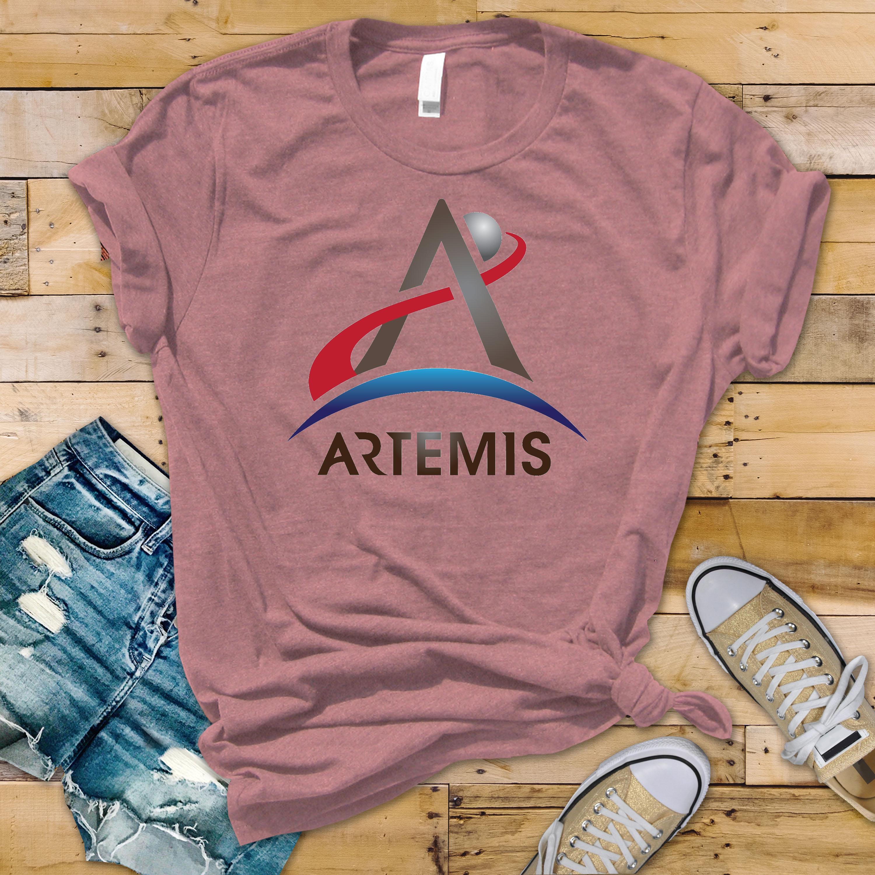 Moon Mission T-Shirt : Artemis Design, Gildan Softstyle